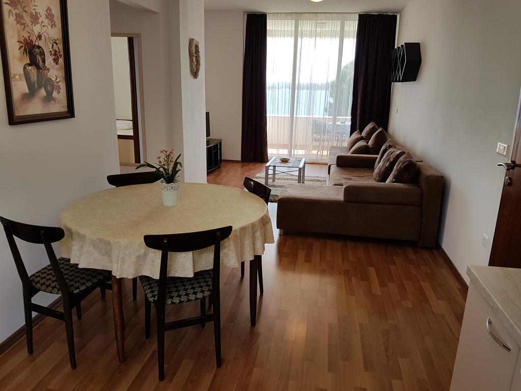 Apartments Surjak โอเรบิก ภายนอก รูปภาพ